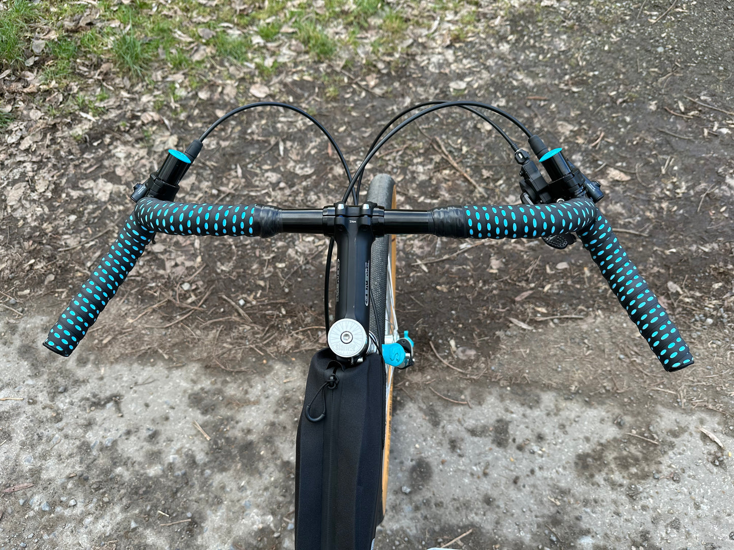 Surly Corner Bar MTB Drop Bar (46cm, 50cm and 54cm)